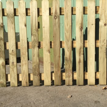 Round Top Pailing Fence Panel
